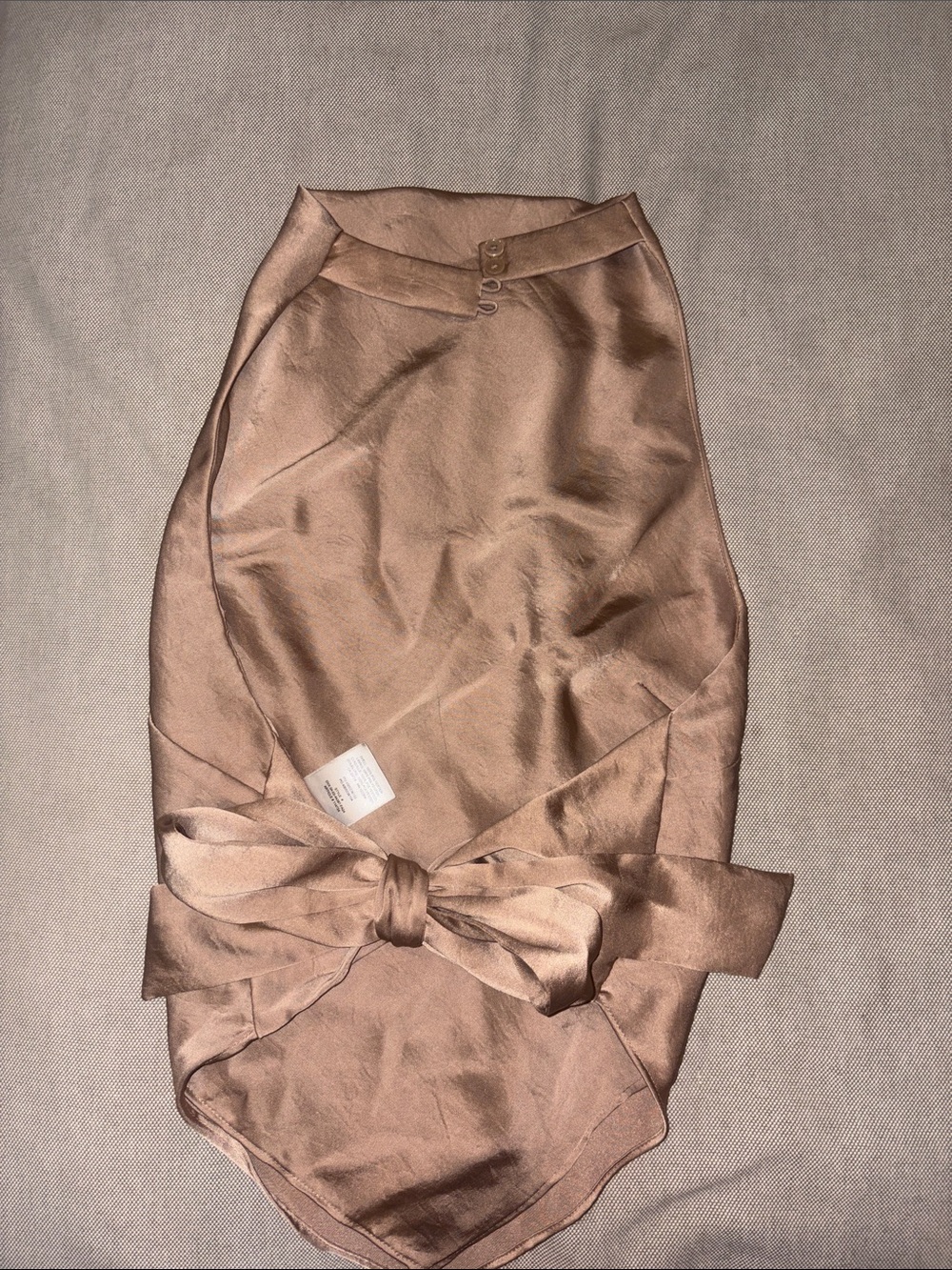 ARITZIA satin halter top size XXS.